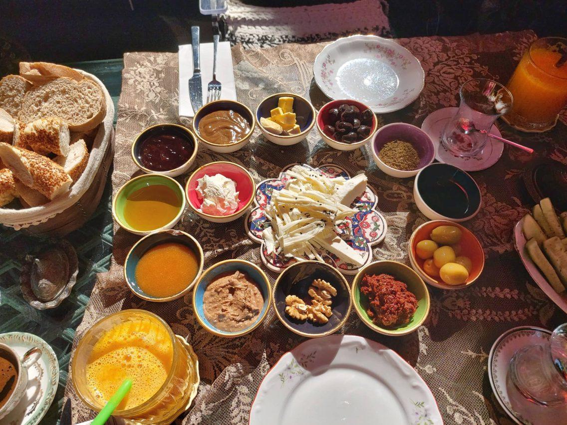 Top 3 Breakfast Places in Istanbul